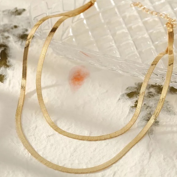 NEW 18k Gold Plated Two layered Necklace - Picture 4 of 6